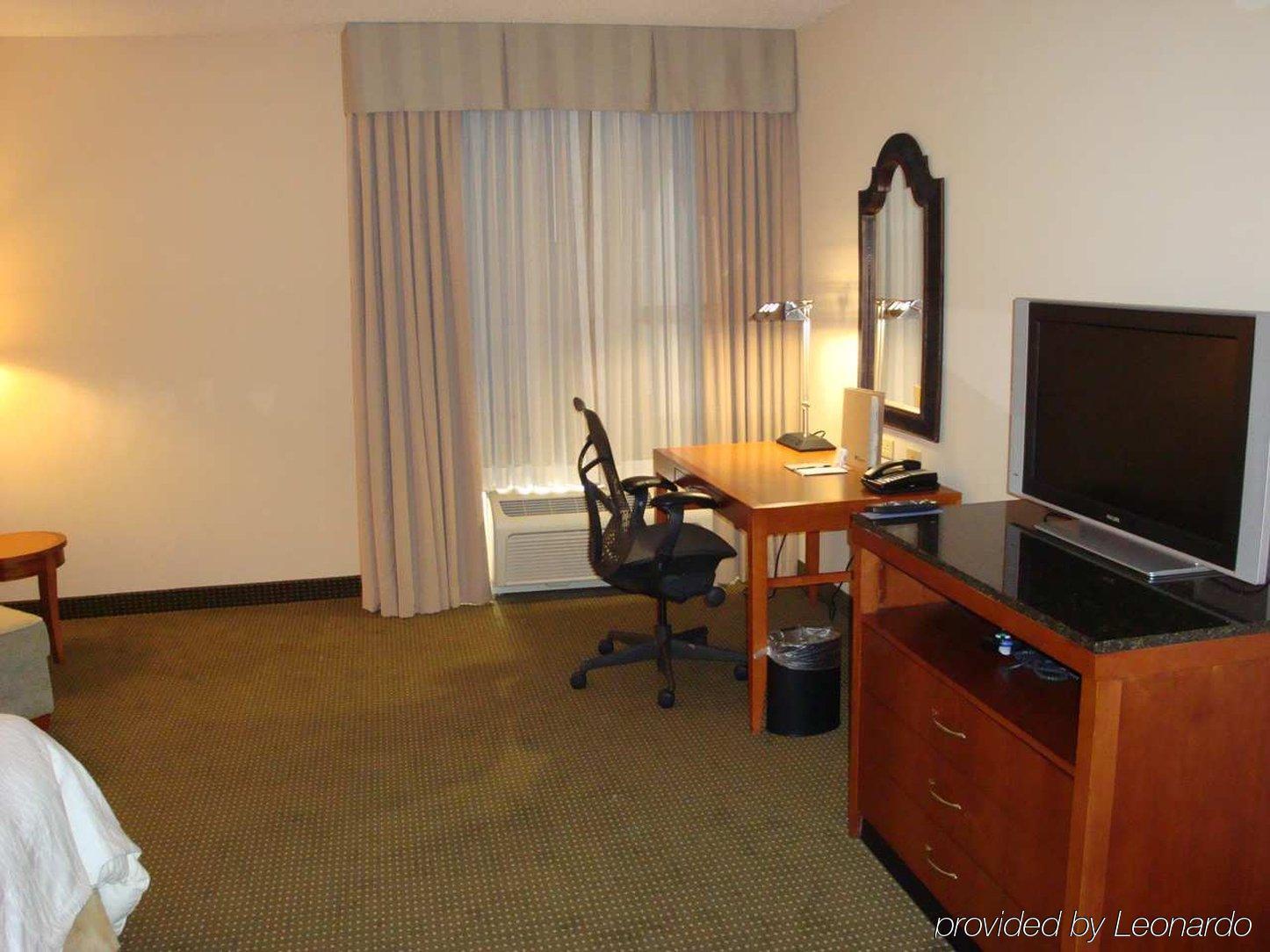 Hilton Garden Inn Tuscaloosa Δωμάτιο φωτογραφία